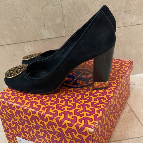 Tory Burch Block Heel - Picture 4 of 8